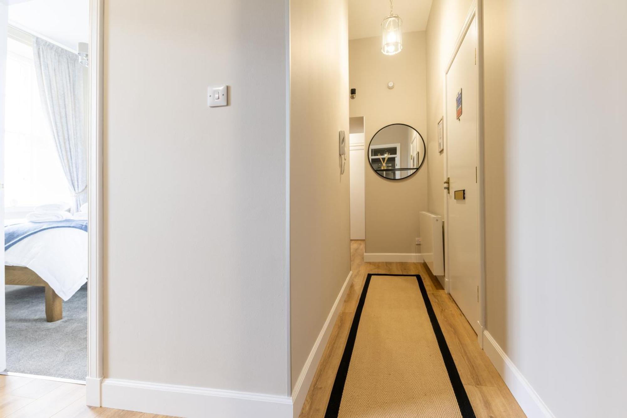 1 Old Edinburgh Court Apartment Inverness Exterior photo